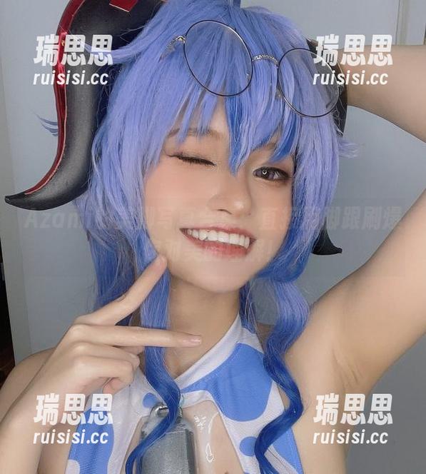 Azami的美脚写真合集：直接用脚跟刷爆你对美的理解！