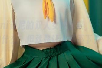 Bangni邦尼的双人女仆图集，不知道在拍什么，但就是让人停不下来。