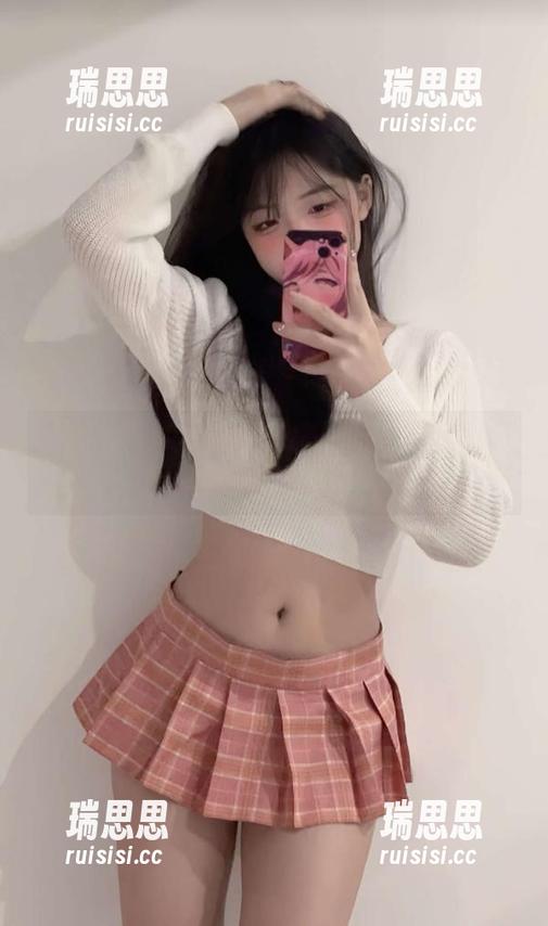 Bangni邦尼短裙的轻舞飞扬：写真图册里的随性与优雅