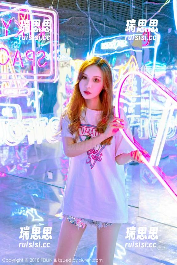 Feilin嗲囡囡-Jennanni_Jen Feilin嗲囡囡 - 这组Jennanni_Jen婚纱写真简直美得让人窒息,立马下载成了我的日常!