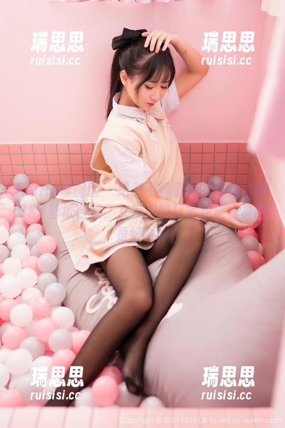 Feilin嗲囡囡-陈雅漫VICKY Feilin嗲囡囡 - 绝对不容错过的陈雅漫VICKY壁纸合集:女友们的日常趣事,真的是好奇妙