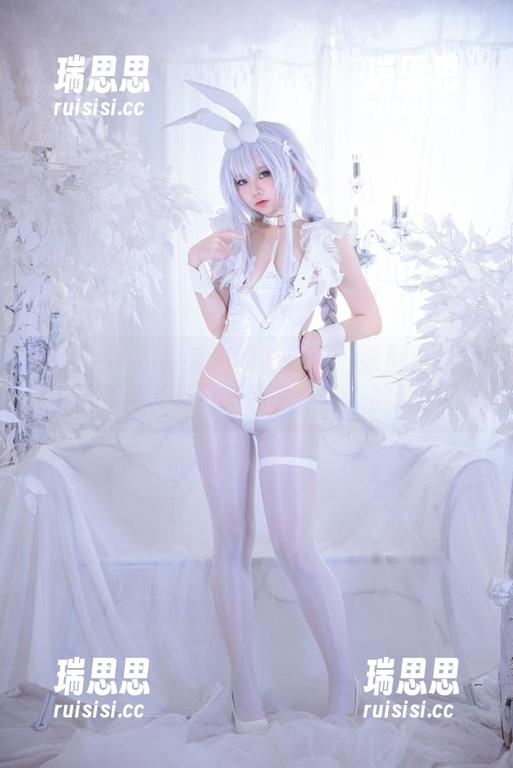 G44不会受伤 进驻G44不会受伤的办公室:这里免费提供各种‘姿势’和‘角度’的套图