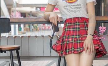 MSLASS梦丝女神 – 看！玥玥的长裙美人坯子嗅到了春天的气息，图片更新感觉超好！