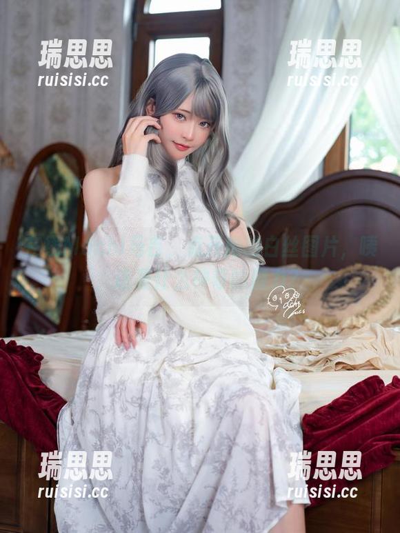 Machi马吉 在线Machi马吉,点开她的白丝图片,咦,这是什么神奇的魔力?