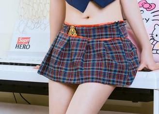 TouTiao头条女神 – 青春少女气息！快来看看周思超图包里的宝藏资源！