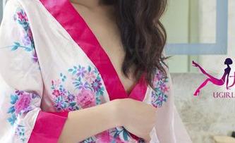 UGirls尤果网 – 丝袜大作战！张小西Ann的精选套图，让你瞬间沦陷！