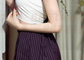 UGirls尤果网 – 红裙与飞Angelababy的奇妙美图合集，一起探寻裙子的魔力吧！