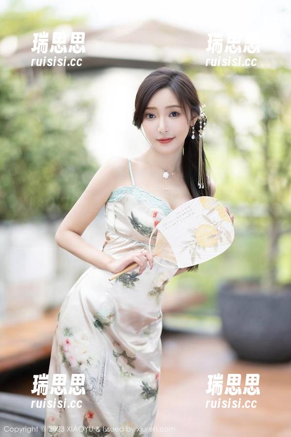 XIAOYU语画界-顾桥楠 XIAOYU语画界 - 顾桥楠的jk写真:定制,但绝对不普通!