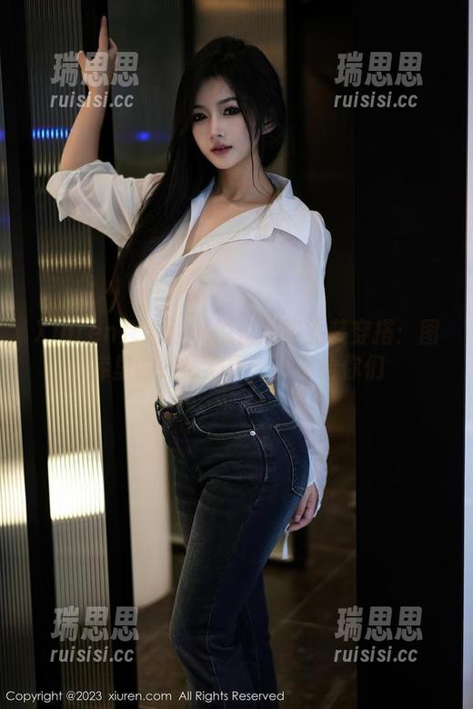 Xiuren秀人网-悦悦姐 Xiuren秀人网 - 悦悦姐职业装穿搭:图库里的职场心事,分享给你们