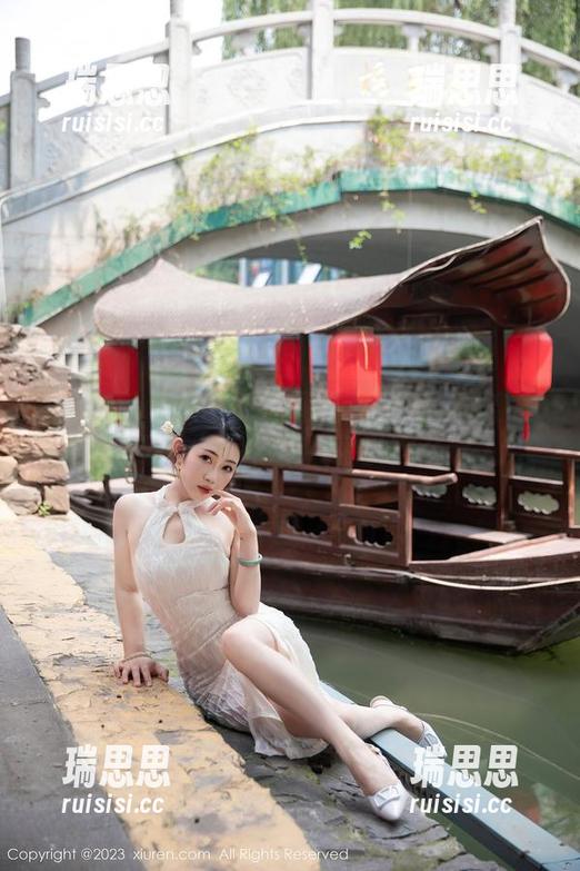 Xiuren秀人网-李七喜 Xiuren秀人网 - 原图曝光!李七喜穿牛仔裤的最新作品,怎么可以这么迷人?