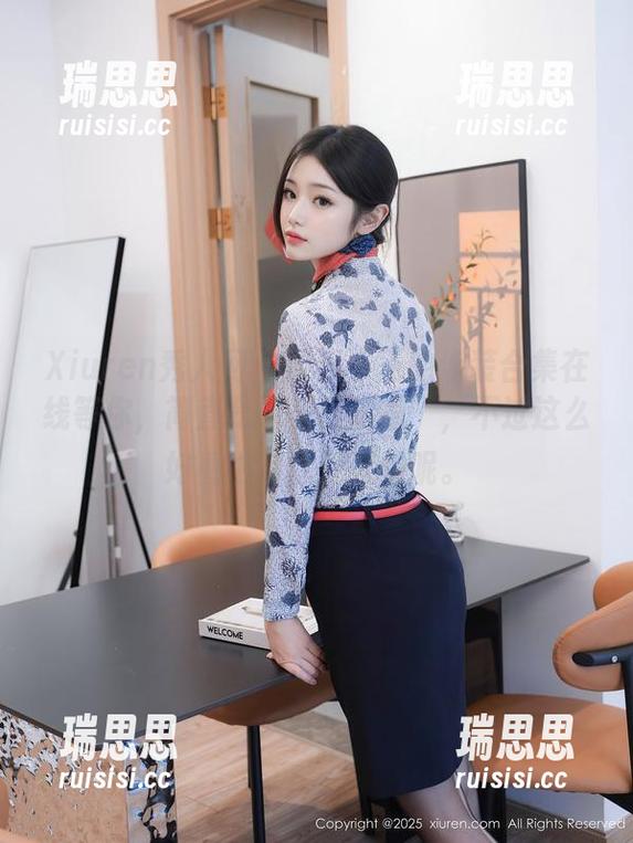 Xiuren秀人网 - 西门小玉的泳装合集在线等你，简直是“夏日清凉”，不过这么好看也有点让人怕呢。