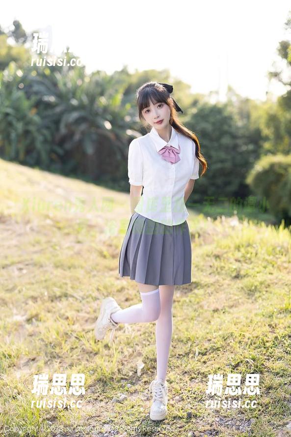 Xiuren秀人网-谭小灵 Xiuren秀人网 - 图库里独一无二的谭小灵,浴室嗨翻的作品!