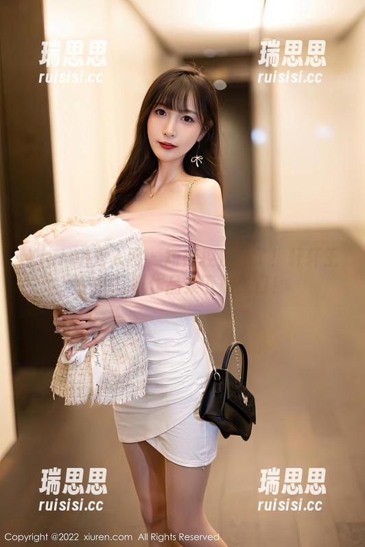 Xiuren秀人网-轩轩王子 Xiuren秀人网 - 短裤控注意了!轩轩王子的写真作品集下载入口!