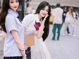 YouMi尤蜜荟 – 看看鱼尾fish的美腿高清套图，让你忘掉平凡的生活！