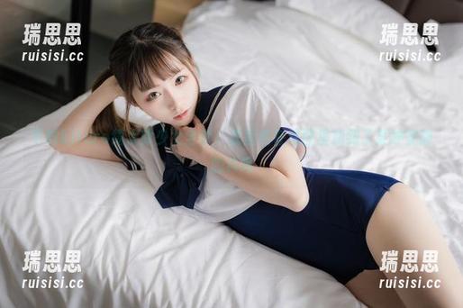 下载kitaro绮太郎少女全套，我居然在这图里找到了某种安静的共鸣