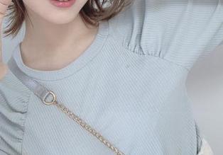 けん研的私拍合集：夕阳西下，泳装里的小迷思