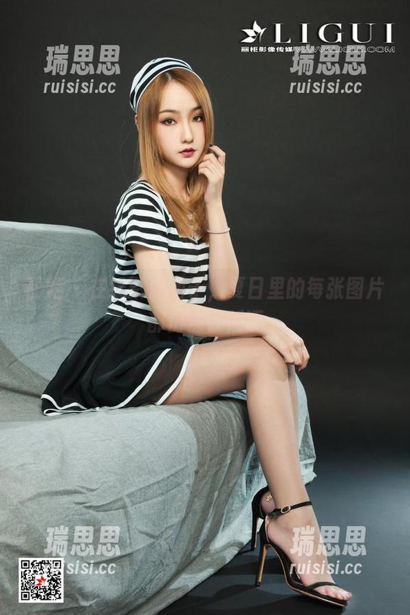 丽柜 - 在线聚焦团子，夏日里的每张图片都仿佛在低语