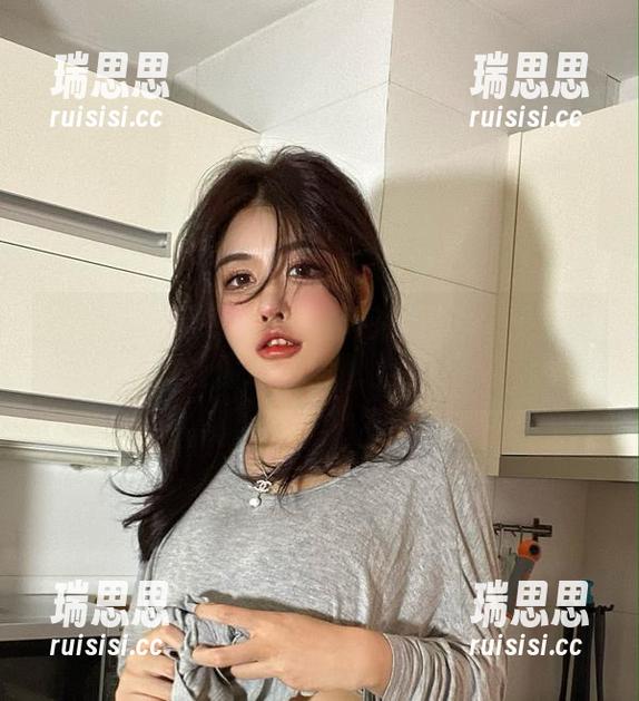于芷晴 微密圈 - 极致小恶魔图包大曝光!于芷晴让你心甘情愿上当!