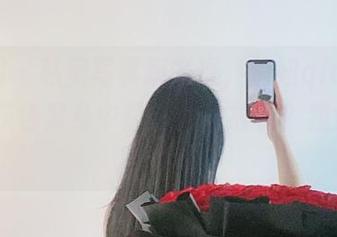 微密圈 – 私房写真新发现，俏妞qiaoniuTT在灰色紧身中藏了多少故事？我好想知道啊！