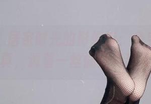 微密圈 – 居家时光的影像诗：兔宝妮to的写真，透着一丝慵懒与甜蜜。