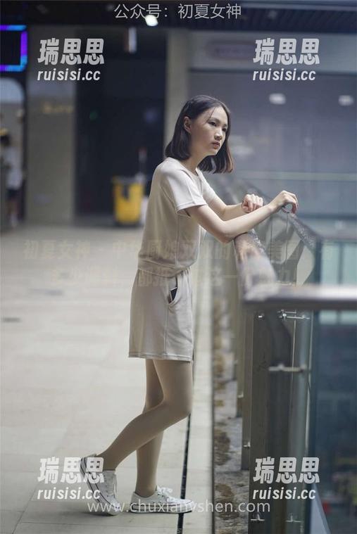 初夏女神-双双 初夏女神 - 中华厨娘双双的私房美图:有多少调料,都抵不过这一份魅力!