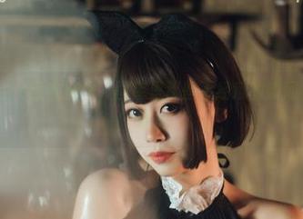 奈汐酱Nice睡衣新作，图库里那些不经意的瞬间，真是个谜。
