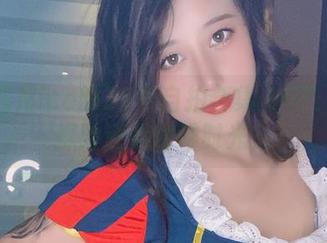 奈汐酱Nice的21号自拍合集-007：丛林探险还是咖啡时光？