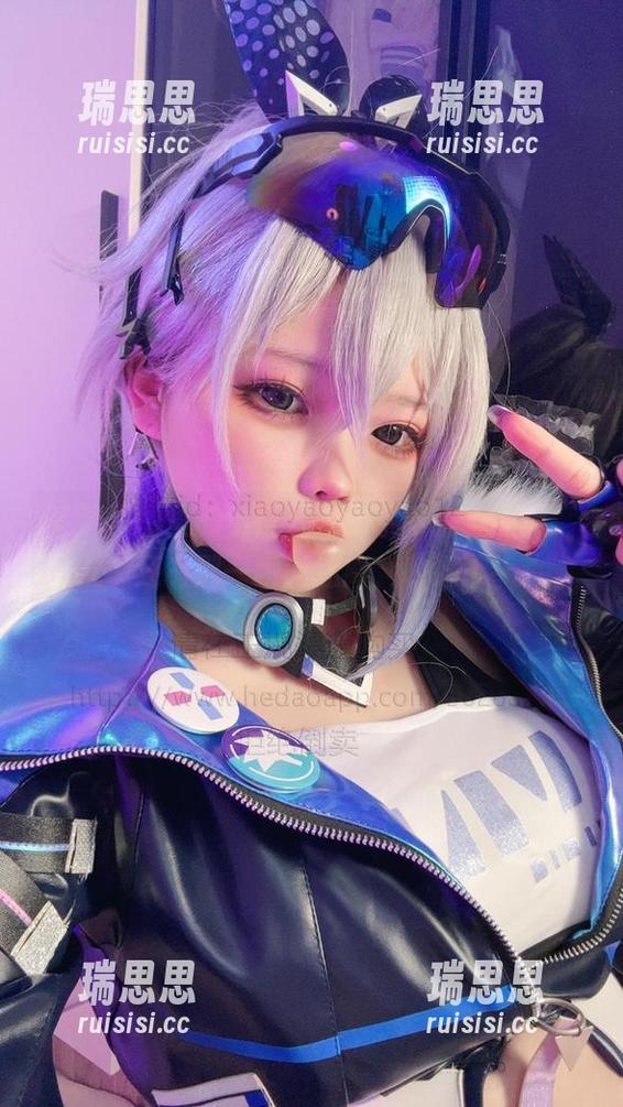 小瑶幺幺 高清原图里的小瑶幺幺:水手服、微风,还有那一瞬的迷离,收好!