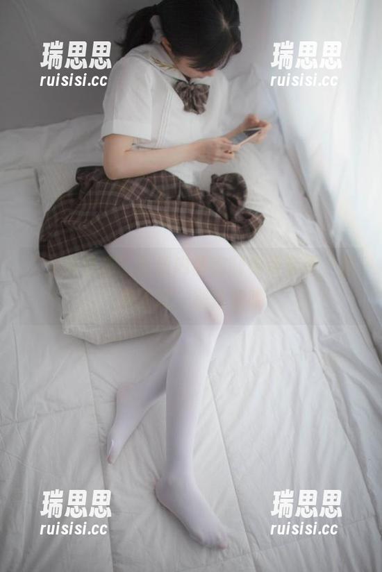 少女秩序 “少女秩序”白丝内部定制免费套图,速来围观,别错过哦
