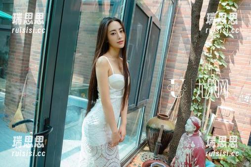 尤果网 - 在线欣赏夏乔的皮衣美图，准备好心脏了吗？可能要接受重击。