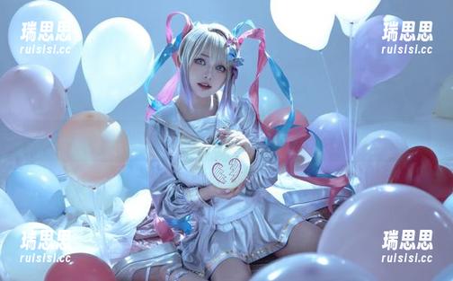 尤猫醒醒ovo 定制尤猫醒醒ovo的写真,看看这女孩怎样撩动你的心弦