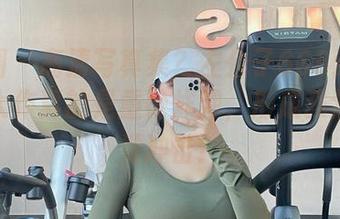 微密圈 – 高清写真集？左公子666这次的跨年大作真的是重磅炸弹，形成强烈的视觉冲击！