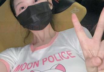 微密圈 – 左公子666的镂空展现，原图下载，来感受真正的‘空’！