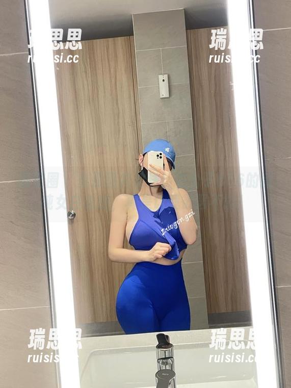 左公子666 微密圈 - 免费图片放送!左公子666的清纯女白诱惑,真是让我欲罢不能!
