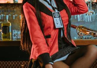 让时光倒流：希希_啾的复古棚子写真图集，感受那个年代的独特魅力！