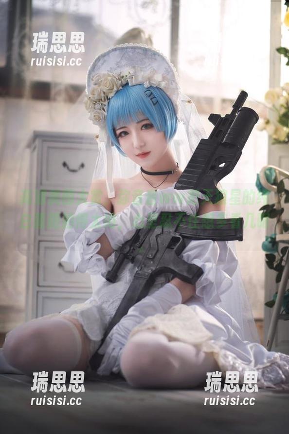 弥音音ww 高清美图大赏,弥音音ww把天狼星的纯白蔷薇拍得太绝,心里忍不住想多看几眼。
