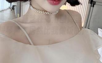 微密圈 – 徐莉芝在高清图库里逗乐：姐姐的小提琴声，居然比我做饭的声音还动人！