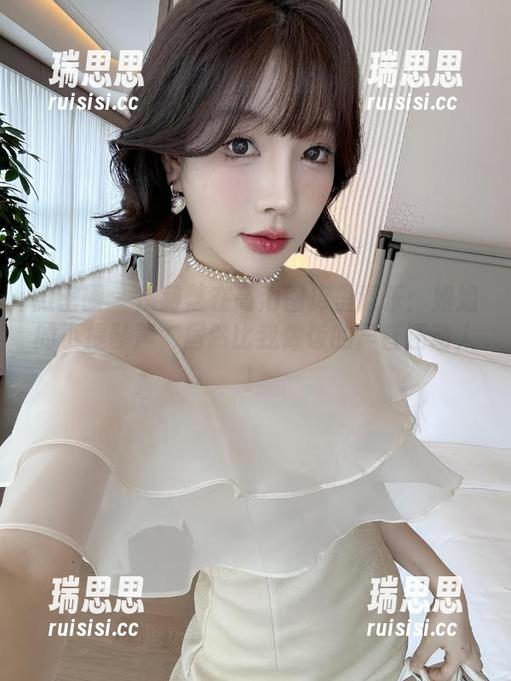 徐莉芝 微密圈 - 徐莉芝在高清图库里逗乐:姐姐的小提琴声,居然比我做饭的声音还动人!