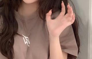 是依酱吖学姐的秘密——最新照片哟真是让人意外！