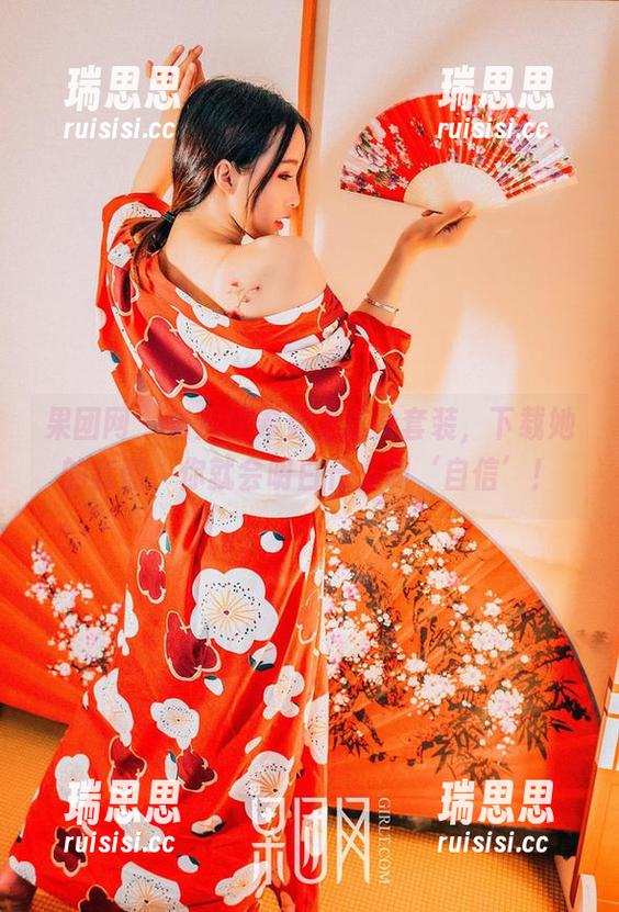 果团网-周妍希 果团网 - 当周妍希穿上这身套装,下载她的套图,你就会明白什么叫‘自信’!