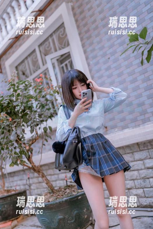 桜井宁宁 桜井宁宁裸足全新图包,带你走进无圣光的奇妙世界!