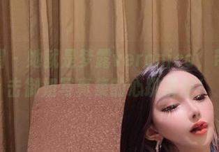 微密圈 – 她就是梦露veronica，带你直击御姐写真集的心跳瞬间！
