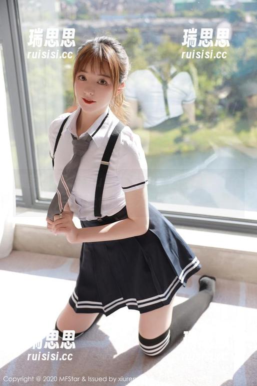 模范学院-Laura苏雨彤 模范学院 - Laura苏雨彤运动图包:哪个瞬间让你愿意无限回放?