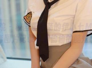 模范学院 – 校园里游荡的伊小七MoMo：全套图片记录青春偷偷的酷炫瞬间