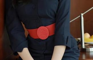 模范学院 – 高清原图里的糯美子Mini兔女郎：她在偷偷和我对视吗？