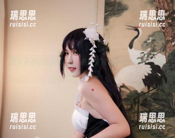 流年不停w 流年不停w的泳装cos:佩可莉姆化身水中精灵,套图请自备心脏。