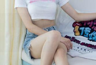 物恋传媒 – 嘟嘟的美腿写真：原图一出，我的视线都快飞起来了，谁能抵挡这样的魅力？