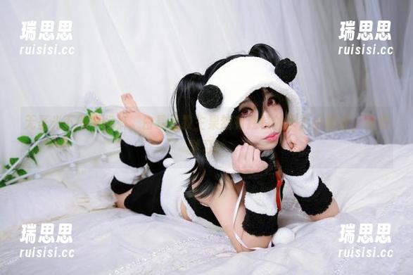白易子教主 无圣光下的牛仔裤,白易子教主果然有独特的摄影小秘诀,值得学习!