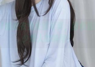 白银81的皮衣兔女郎写真，图包里藏着多少撩人的瞬间？