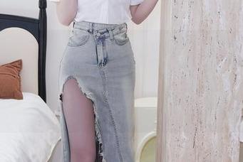 秀人网 – 图集中的安然anran：水手服下隐藏的每一个微妙瞬间，真是让人心驰神往！